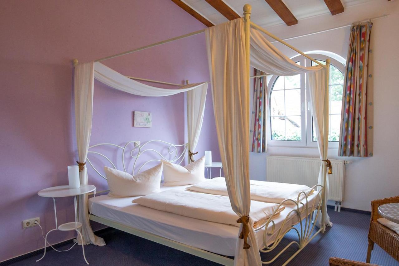 Hotel Schlosshof Dolgesheim 외부 사진