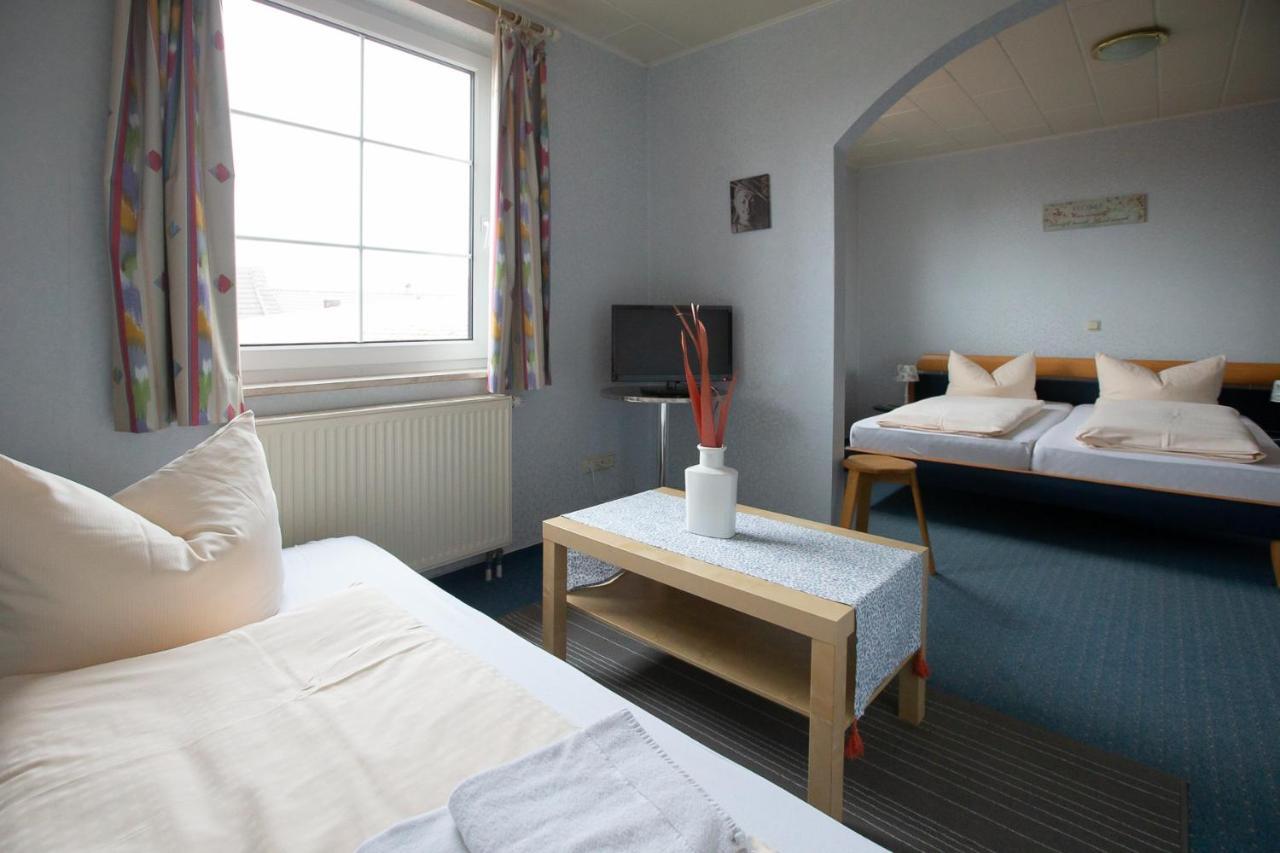 Hotel Schlosshof Dolgesheim 외부 사진