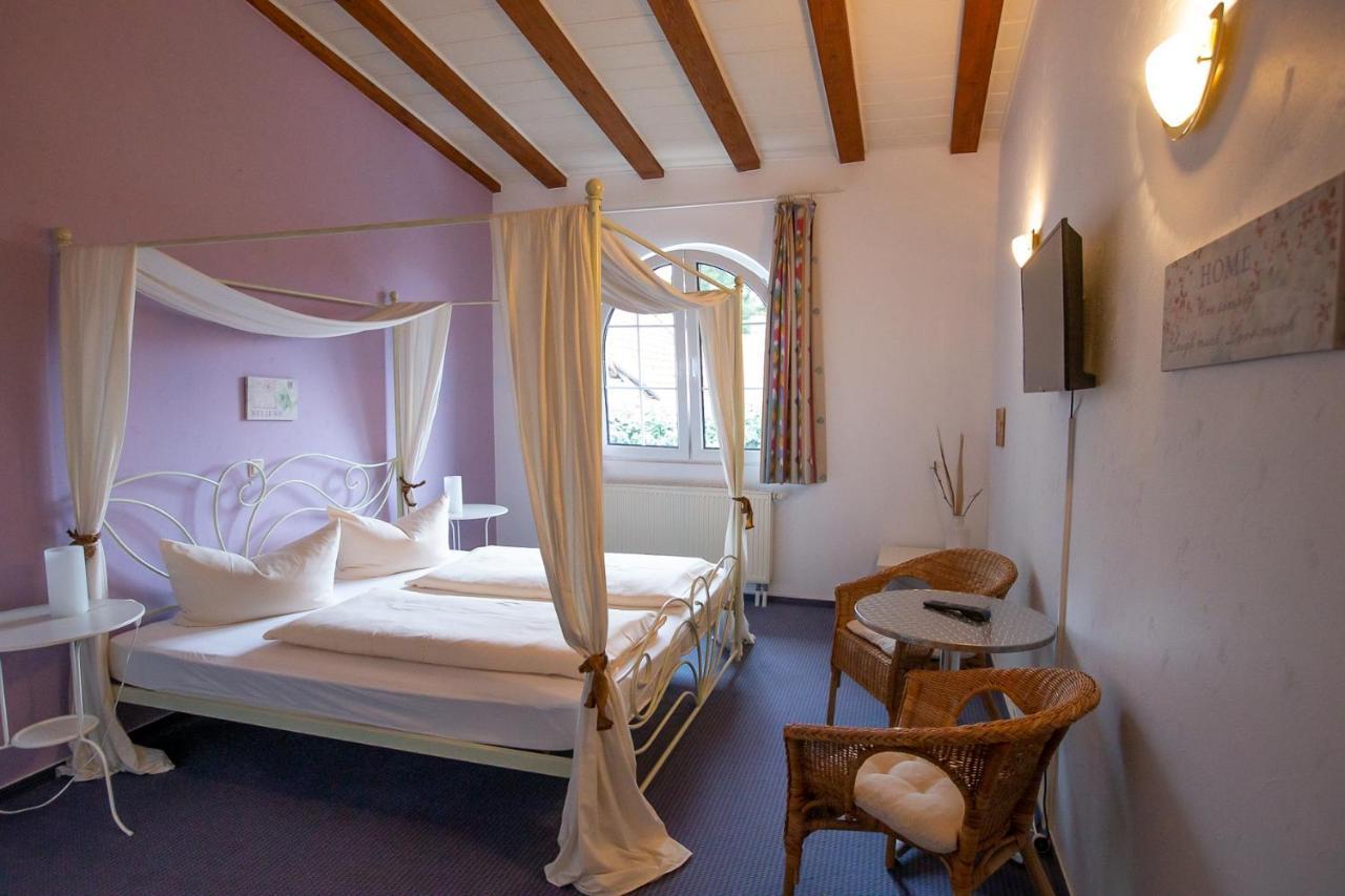 Hotel Schlosshof Dolgesheim 외부 사진
